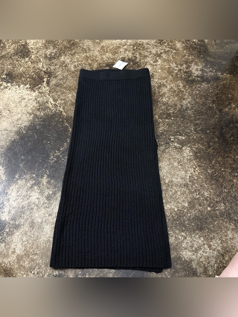 American Eagle Outfitters Black Ribbed Knit Midi Skirt
